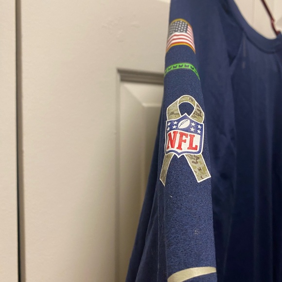 Nike Dri Fit T-shirt Women’s L Camo & Blue Seahawks Military Size XXL - Picture 11 of 12